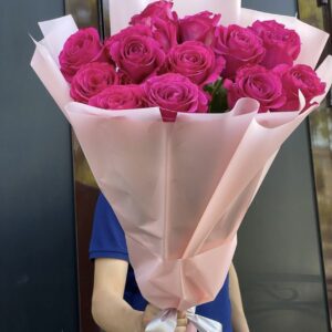 Букет из 15 Розовых Метровых Роз